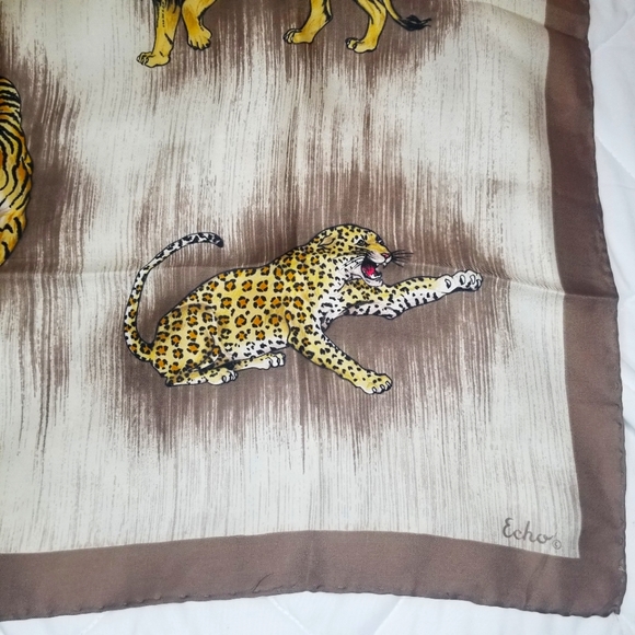 Vintage Echo Silk Scarf | Lion,  Tiger, Leopard Motif - Picture 4 of 4